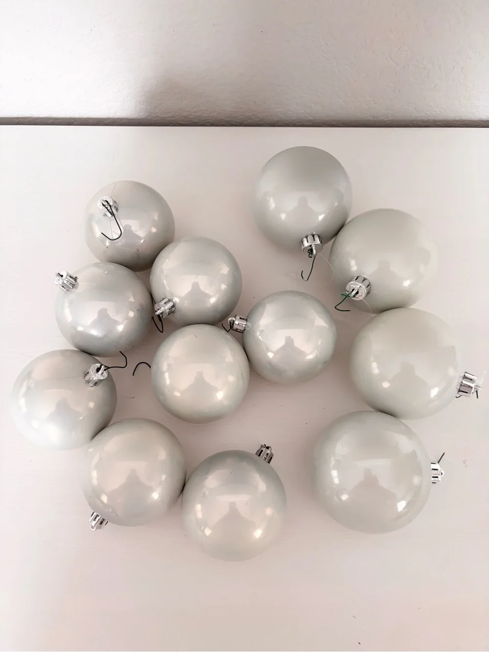 WONDERSHOP (12) Matte Gray Pearl Ornament Balls